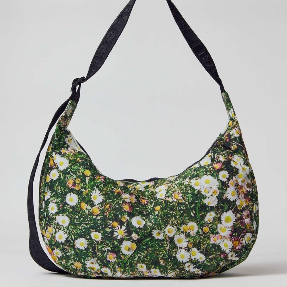 BAGGU Green Medium Nylon Crescent Bag—send offers!